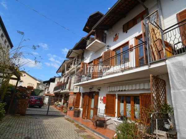 casa indipendente in vendita a Rivarossa