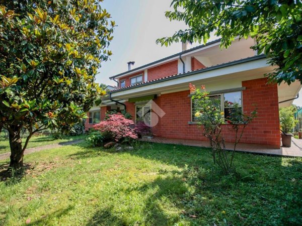casa indipendente in vendita a Rivarossa