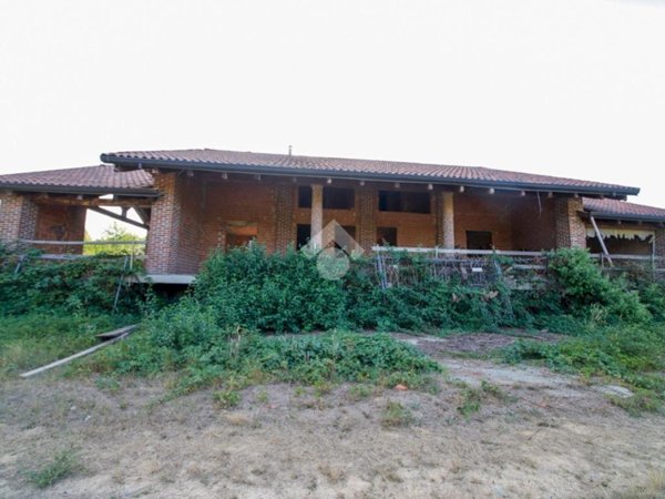 casa indipendente in vendita a Rivarossa