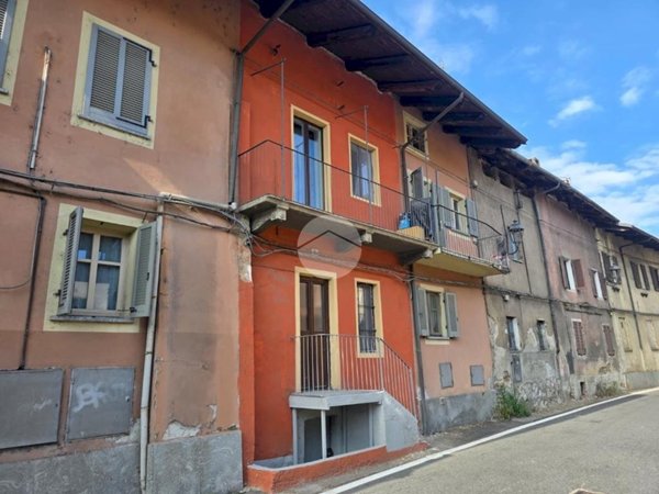 casa indipendente in vendita a Rivarossa