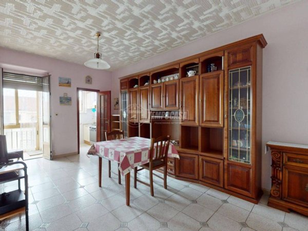 appartamento in vendita a Rivoli in zona Cascine Vica