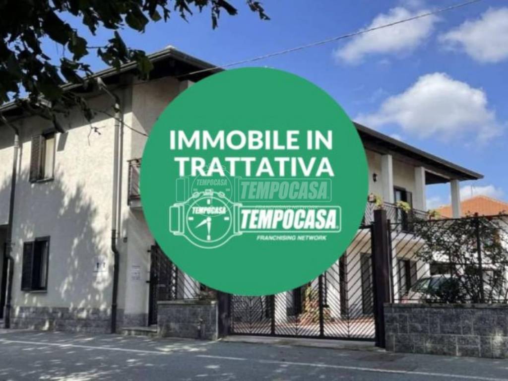 casa indipendente in vendita a Rivoli in zona Tetti Neirotti