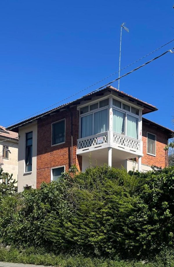 casa indipendente in vendita a Rivoli in zona Bruere
