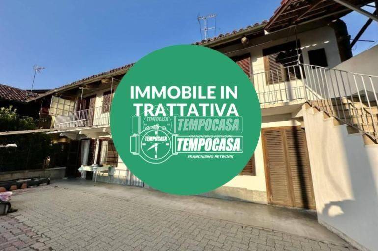 casa indipendente in vendita a Rivoli in zona Cascine Vica