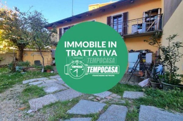 casa indipendente in vendita a Rivoli in zona Cascine Vica