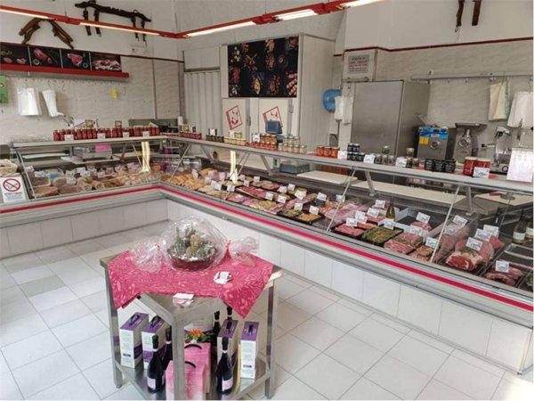 negozio in vendita a Rivoli