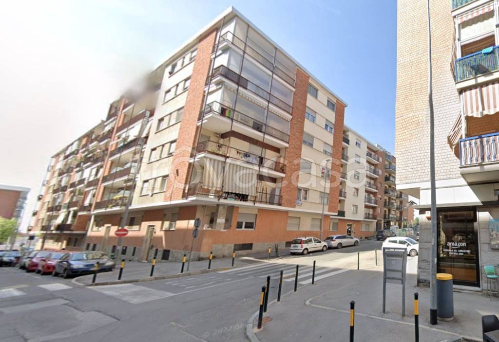 locale commerciale in vendita a Rivoli