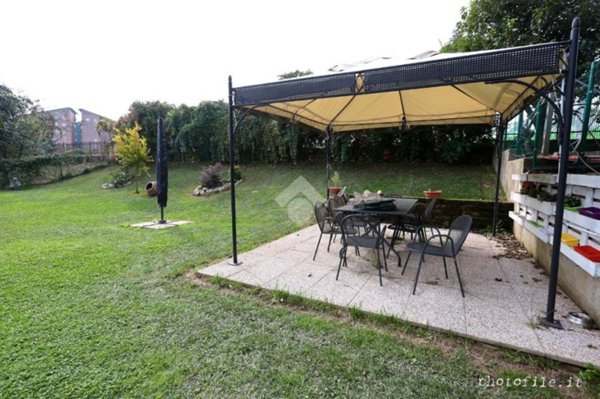 casa indipendente in vendita a Rivoli