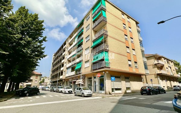 appartamento in vendita a Rivoli in zona Tetti Neirotti