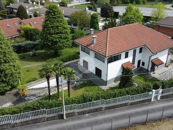 casa indipendente in vendita a Rivoli