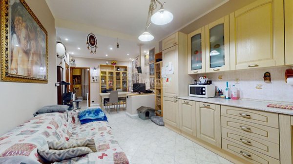 appartamento in vendita a Rivoli in zona Cascine Vica