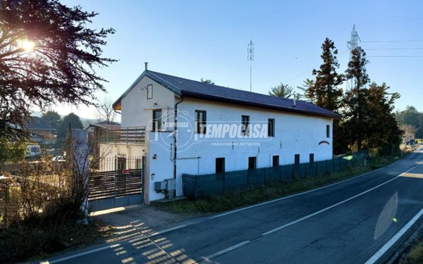 casa indipendente in vendita a Rivoli