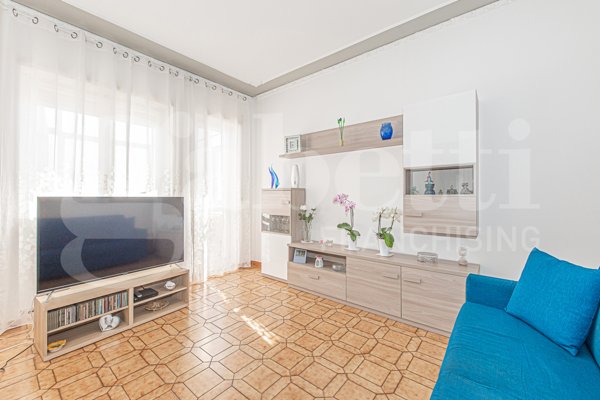 appartamento in vendita a Rivoli in zona Cascine Vica