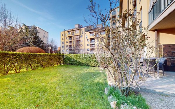 appartamento in vendita a Rivoli in zona Cascine Vica