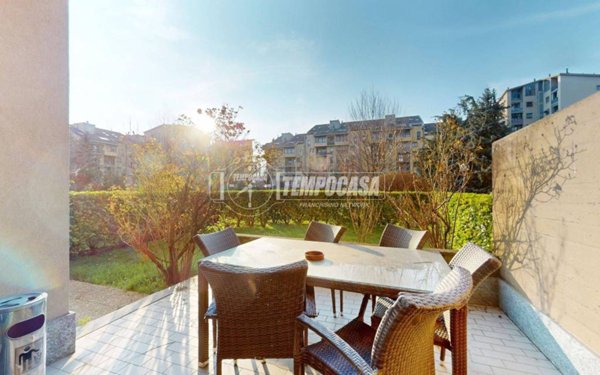 appartamento in vendita a Rivoli in zona Cascine Vica