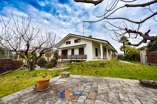 casa indipendente in vendita a Rivoli