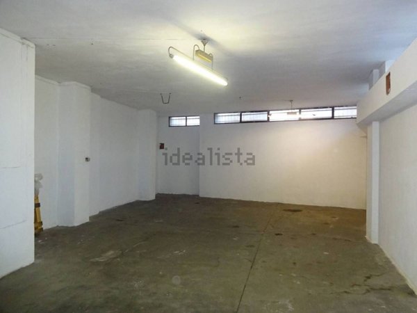 locale di sgombero in vendita a Rivoli in zona Cascine Vica