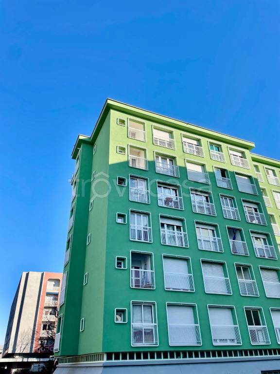 appartamento in vendita a Rivoli in zona Cascine Vica