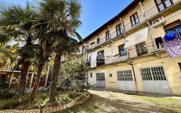 appartamento in vendita a Rivoli in zona Cascine Vica