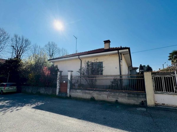 casa indipendente in vendita a Rivoli