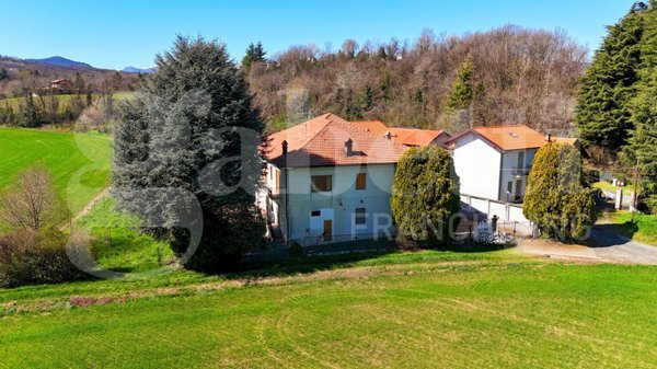 casa indipendente in vendita a Rivoli