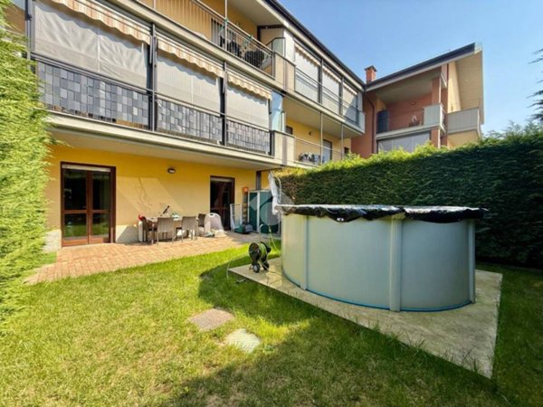 appartamento in vendita a Rivoli in zona Cascine Vica