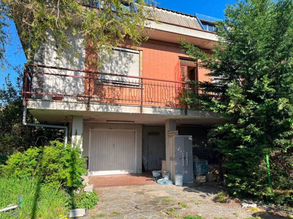 casa indipendente in vendita a Rivoli in zona Bruere