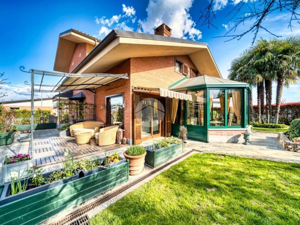 casa indipendente in vendita a Rivoli