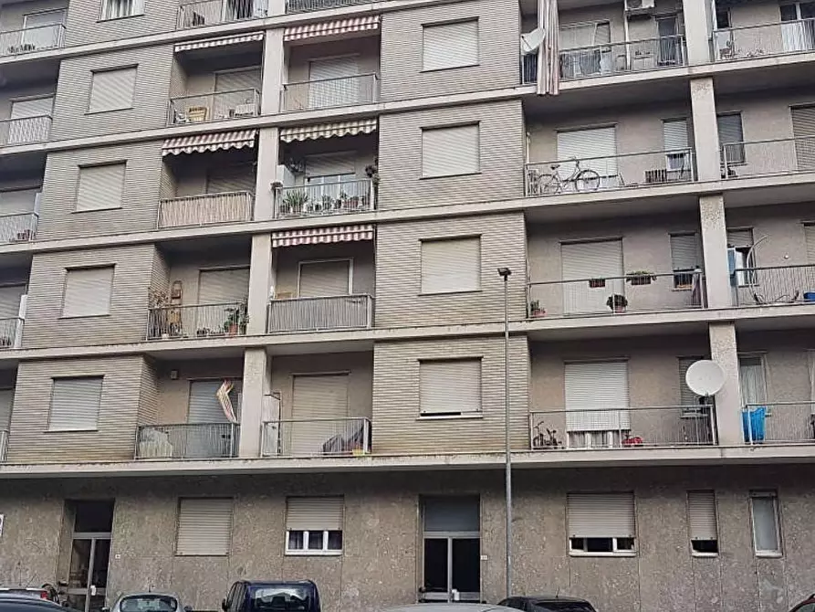 locale di sgombero in vendita a Rivoli