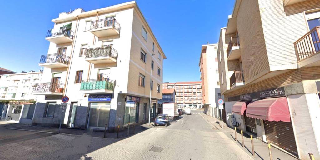 appartamento in vendita a Rivoli in zona Cascine Vica