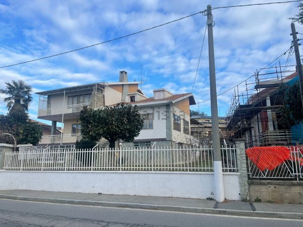 casa indipendente in vendita a Rivoli