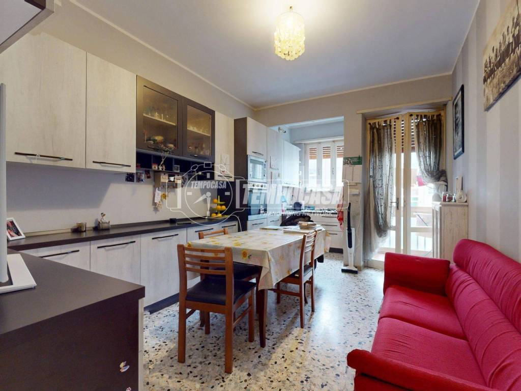 appartamento in vendita a Rivoli in zona Cascine Vica