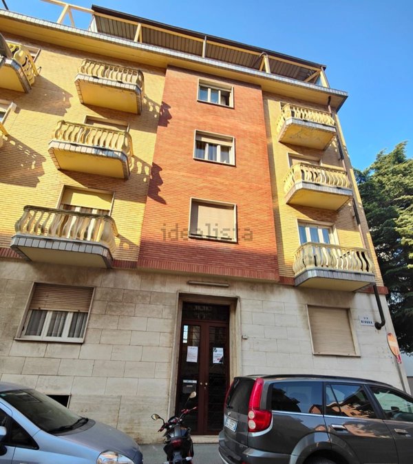 appartamento in vendita a Rivoli in zona Cascine Vica