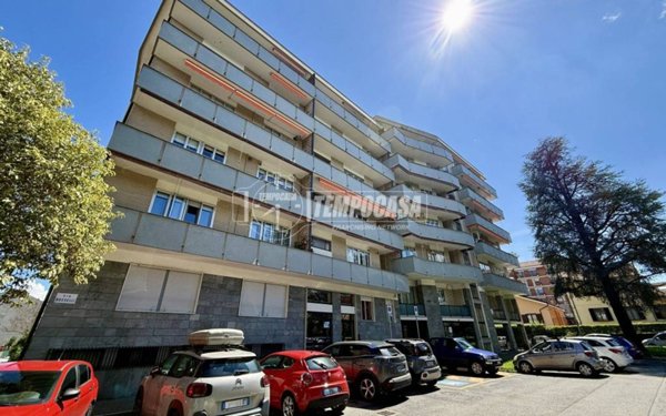 appartamento in vendita a Rivoli in zona Cascine Vica