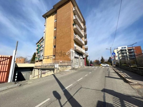 locale di sgombero in vendita a Rivoli