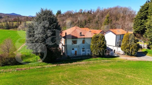 casa indipendente in vendita a Rivoli