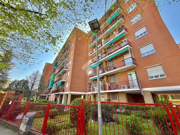 appartamento in vendita a Rivoli in zona Cascine Vica