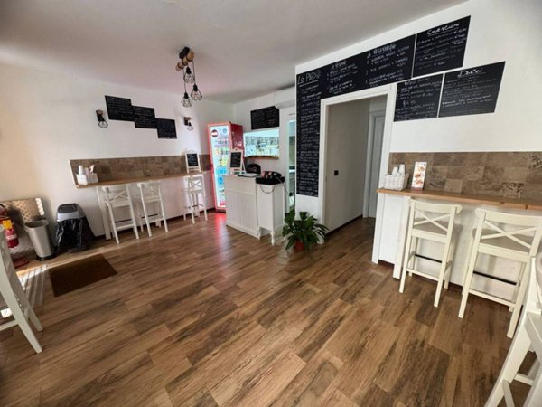 negozio in vendita a Rivoli