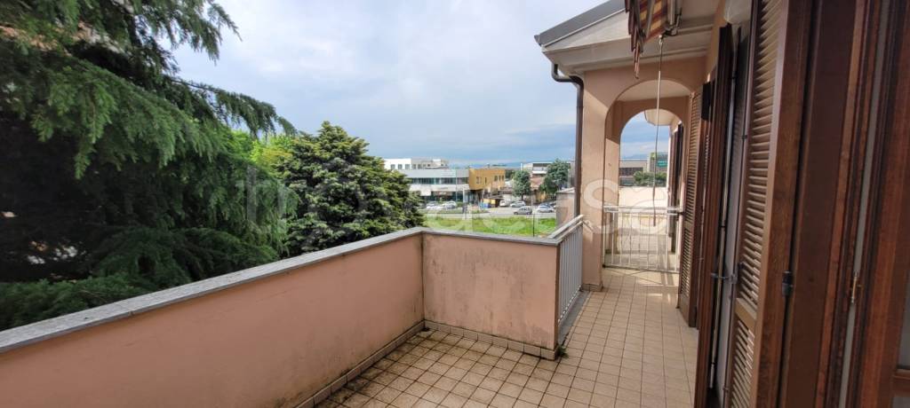 appartamento in vendita a Rivoli in zona Cascine Vica