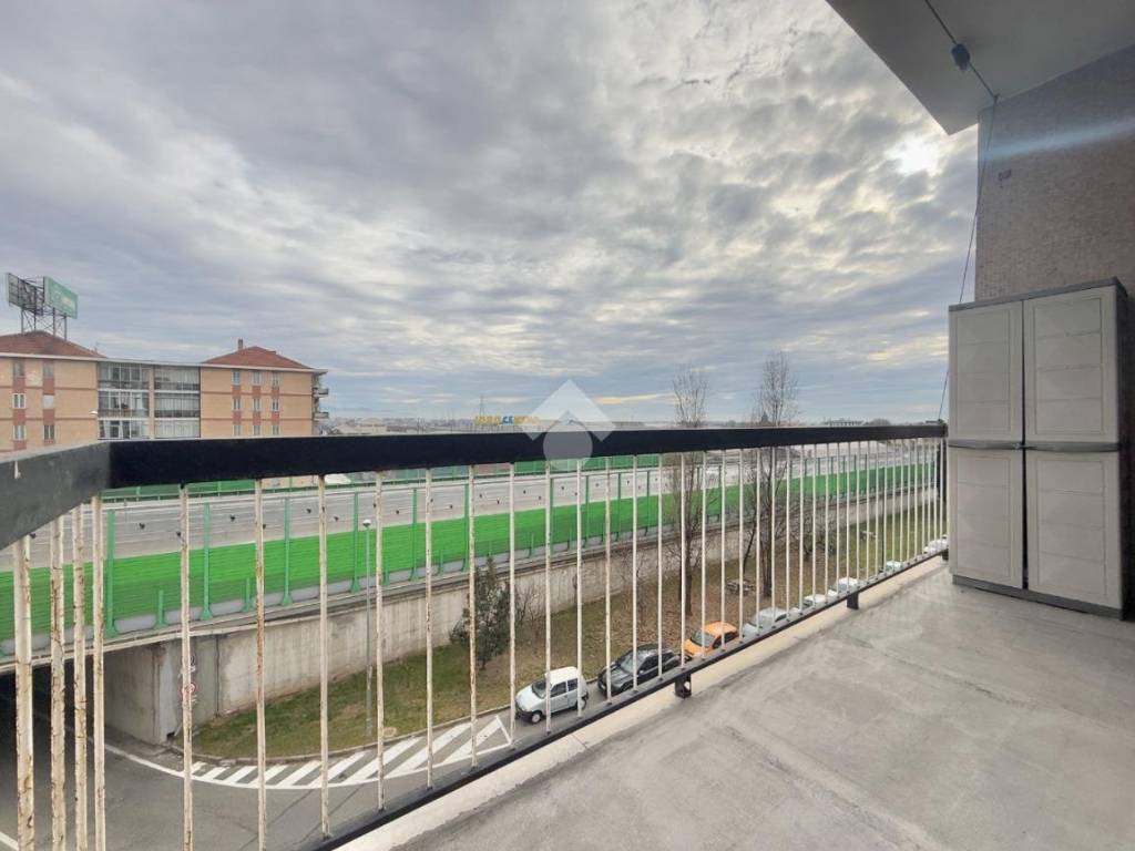 appartamento in vendita a Rivoli in zona Cascine Vica