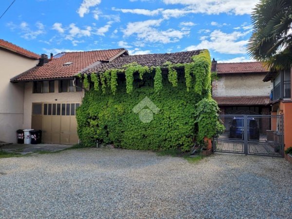 casale in vendita a Rivoli