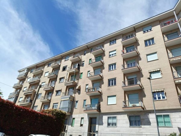 appartamento in vendita a Rivoli in zona Cascine Vica