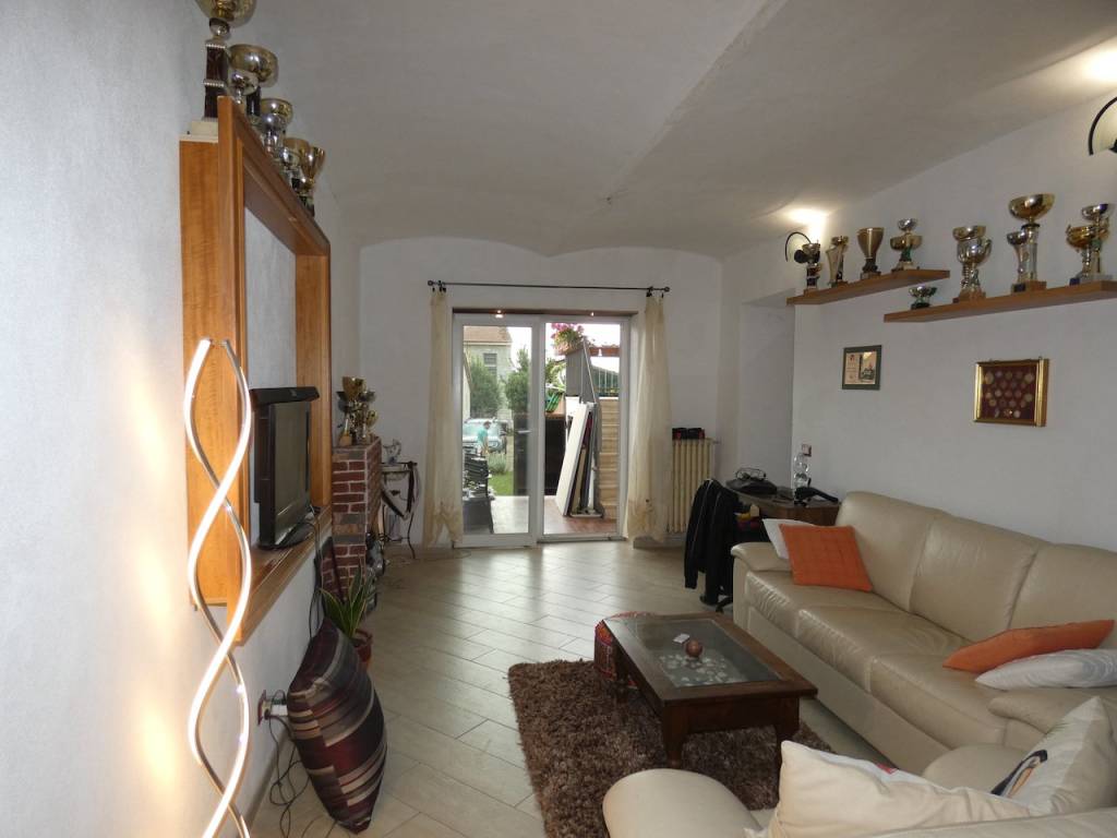 casa indipendente in vendita a Rivoli in zona Tetti Neirotti
