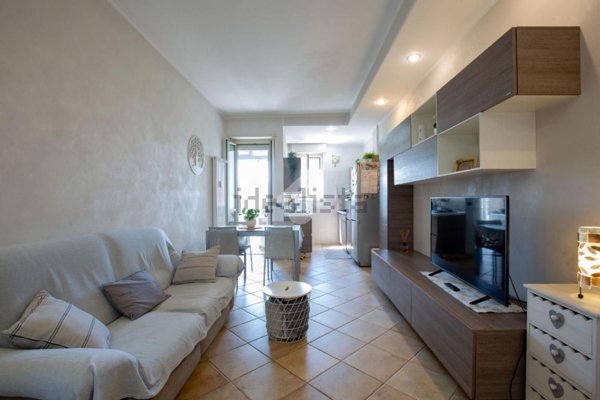 appartamento in vendita a Rivoli in zona Cascine Vica