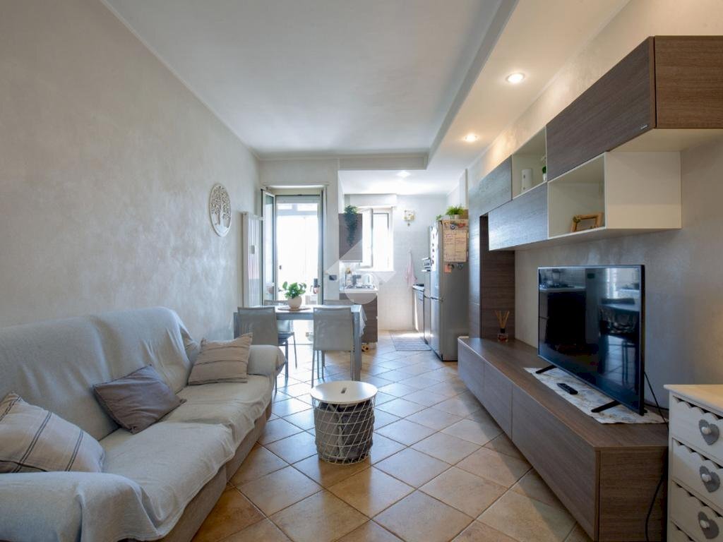 appartamento in vendita a Rivoli in zona Cascine Vica