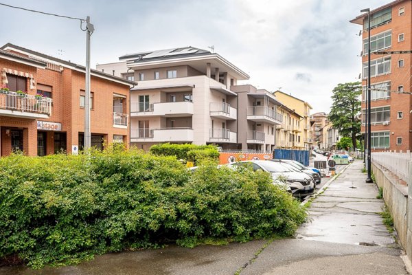 appartamento in vendita a Rivoli in zona Bruere