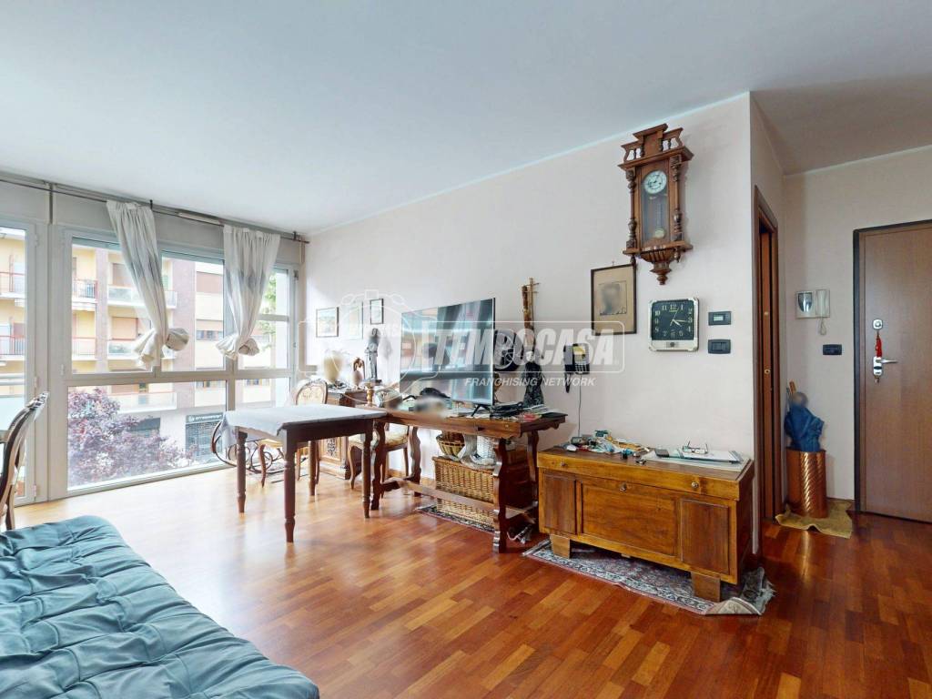 appartamento in vendita a Rivoli in zona Cascine Vica