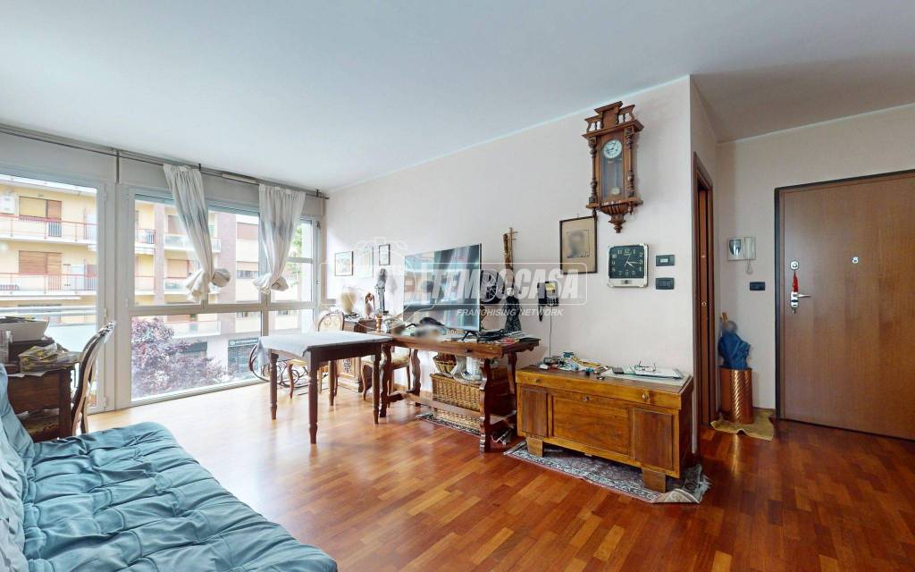 appartamento in vendita a Rivoli in zona Cascine Vica