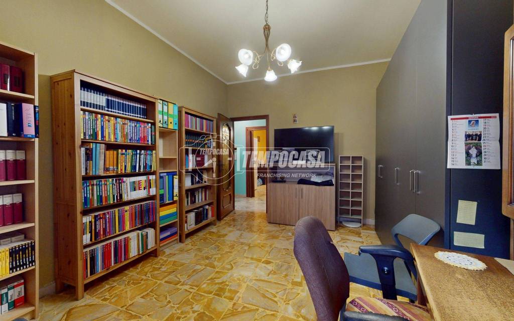 appartamento in vendita a Rivoli in zona Cascine Vica