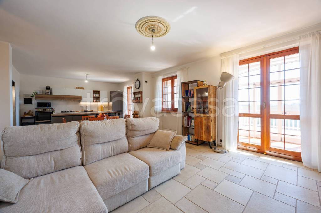 appartamento in vendita a Rivoli in zona Tetti di Rivoli